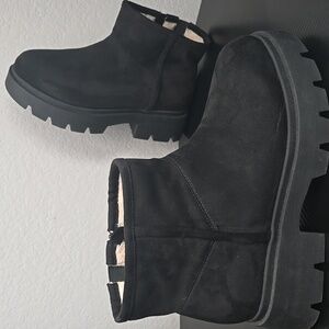Torrid Platform Black Winter Boots